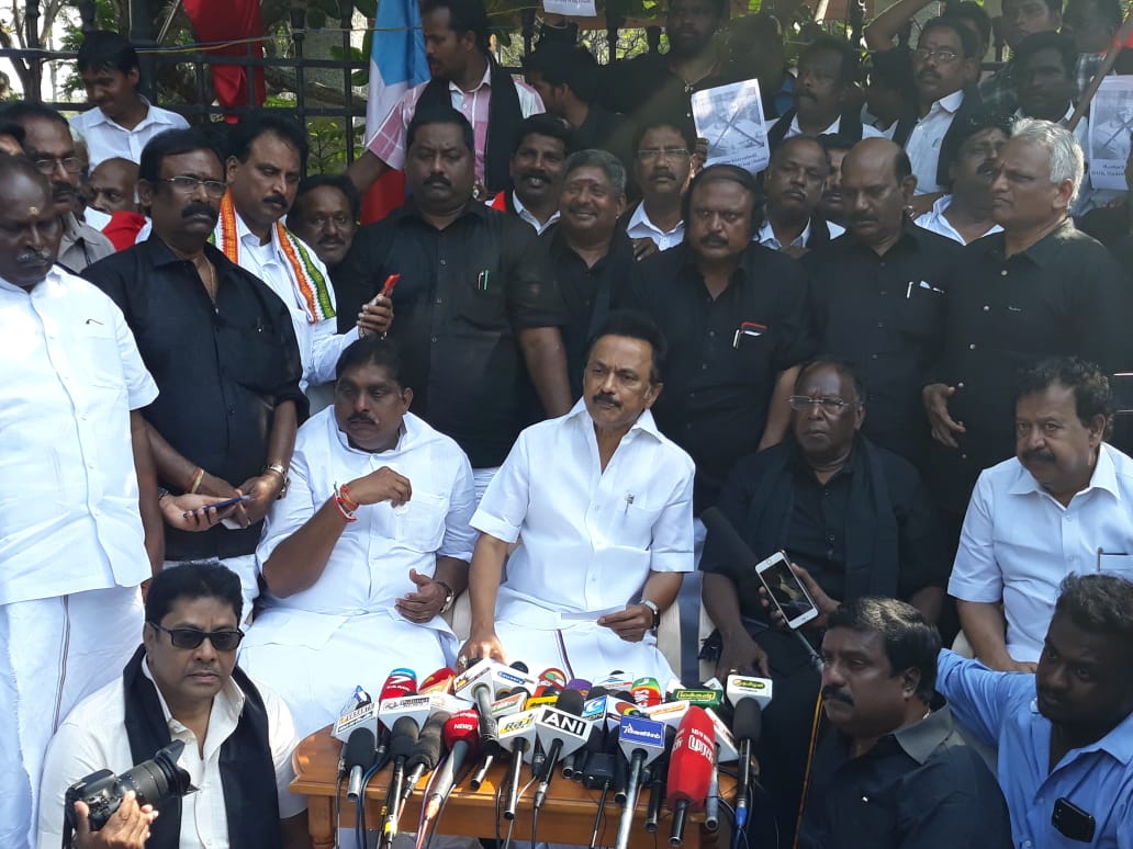 முதலமைச்சர் நாராயணசாமி போராட்டத்திற்கு ஸ்டாலின் நேரில்வந்து ஆதரவு-பரபரக்கும் புதுச்சேரி
